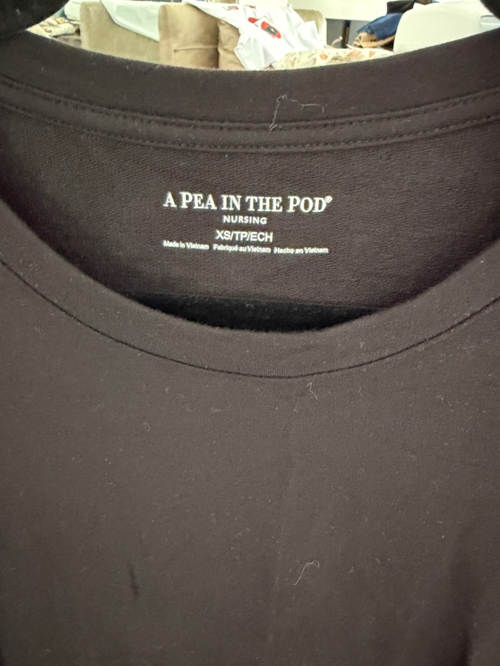 A Pea in the Pod Black Short Sleeve Nursing Tee